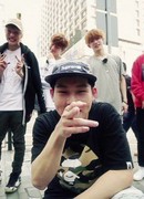 Прямо сейчас Monsta X