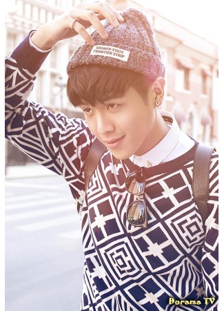 Актер Чжан Жо Юнь 18.08.16