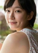 Ёсиока Рихо (Yoshioka Riho: 吉岡里帆)