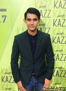 Дрэйк Сатабут Лэдики (Drake Satbut Laedeke: เดรก	สัตบุตร แลดิกี)