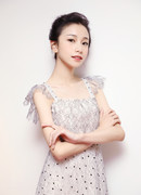 Цзян Цзы Синь (Jiang Zi Xin: 姜梓新)