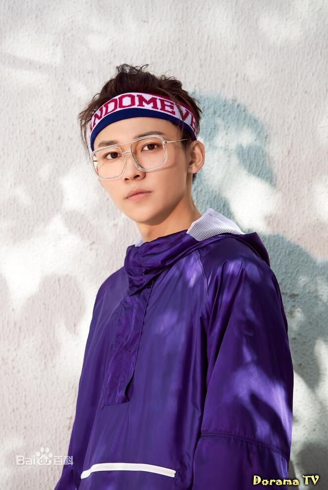 Актер Лю И Тун (Liu Yi Tong (1997)), список дорам. Сортировка по году написания DoramaTV