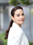 Джина Йина Салас (Jeena Yeena Salarm: จีน่า ญีนา ซาลาส)