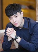 Чжан И Син (Lay Zhang: Zhang Yi Xing)
