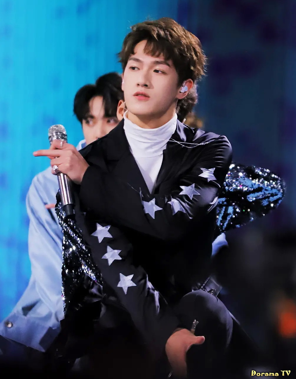 Актер Ли Юнь Жуй (Li Yun Rui: 李昀锐), список дорам. Сортировка по году ...