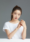 Цзян Чжэнь Юй (Jiang Zhen Yu: 姜贞羽)