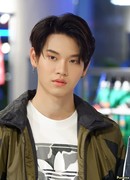 Ин Анан Вон (Yin Anan Wong: หยิ่น อานันท์ ว่อง)