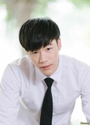 Сен Вичай Сэфан (Seng Wichai Saefant: เซ้ง วิชัย แซ่ฟ่าน)