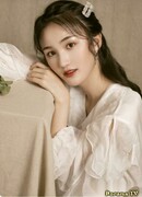 Лян Юн Ни (Liang Yong Ni: 梁咏妮)