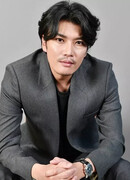 Ким Юн Сон (Kim Yoon Sung: 김윤성)