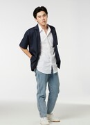 Пром Типкон Кванбун (Prom Theepakorn Kwanboon: พร้อม ทีปกร ขวัญบุญ)