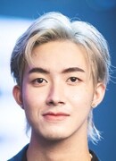 Джейджей Ратхасат Бутвон (JJ Rathasat Butwong: เจเจ รัฐศาสตร์ บุตรวงศ์)