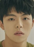 Ли Гон Чхан (Lee Gun Chang: 이건창)