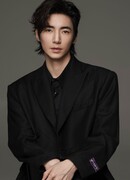 Сунь И Цзе (Sun Yi Jie: 孙一杰)