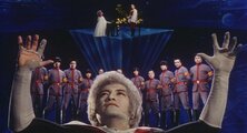 Школа на перекрестке