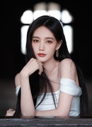 Ли И Тун (Li Yi Tong (1990): 李一桐)