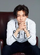 Лю И Тун (Liu Yi Tong (1997): 刘怡潼)