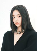 Чжан И Шан (Zhang Yi Shang: 张艺上)