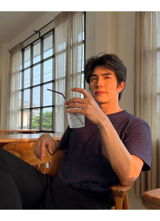 Актер Бум Равивит Джирапонканон 19.10.25