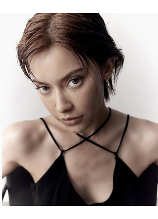 Актер Нин Чанья Макклори 31.10.25