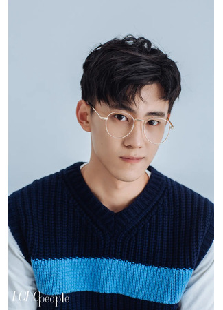 Актер Янь Цзы Дун 01.11.25