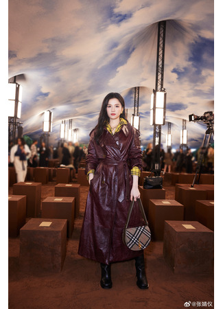 Актер Чжан Цзин И 09.11.25