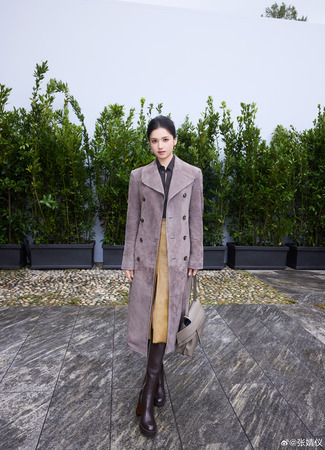 Актер Чжан Цзин И 09.11.25