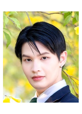 Актер Брук Суметхин Руэнаром 19.11.25