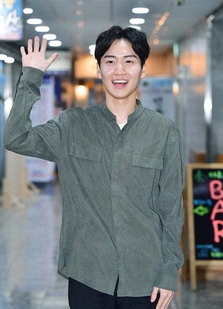 Актер Ан Сын Хван 01.12.25