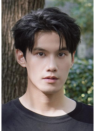 Актер Е Сяо Цю 02.12.25