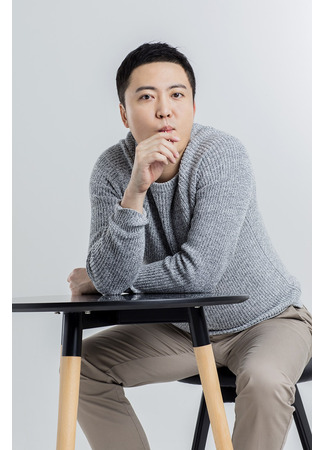 Актер Чжан И Мин 12.12.25