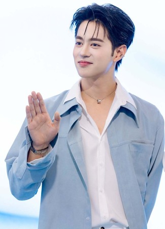 Актер Ган Ратчанон Рыэнпхет 12.12.25