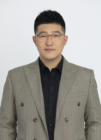 Актер Сунь Чжун Цю 27.12.25