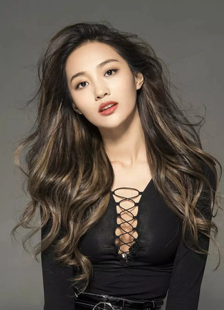 Актер Вань Цзы Линь 03.01.26